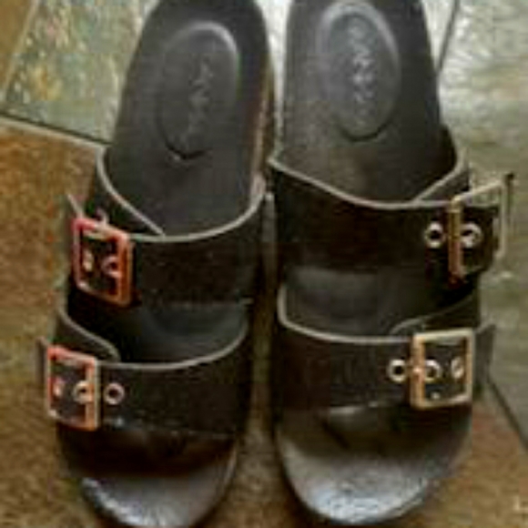 Anna Buckle Sandals - Picture 1 of 3